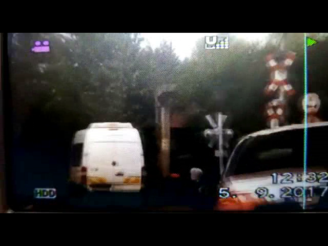  VIDEO Cum a pus acest șofer viețile a 18 pasageri în pericol 